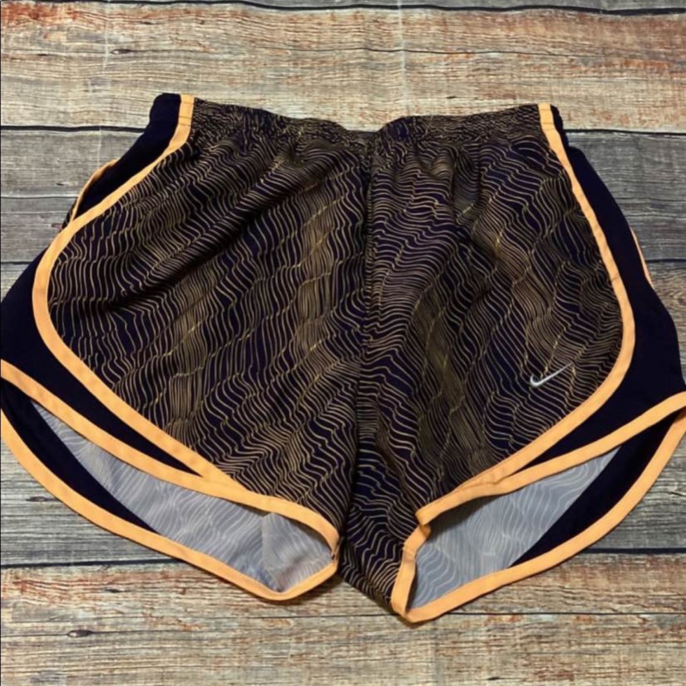 Womens small shorts nike